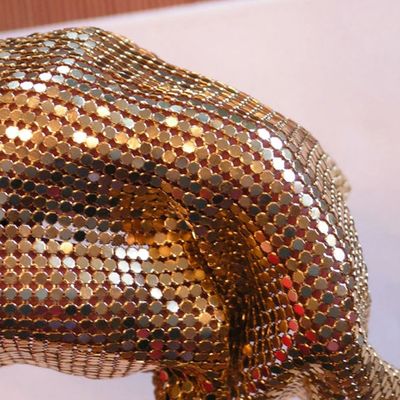 আলংকারিক আচ্ছাদন ধাতু অ্যালুমিনিয়াম Sequins তেল প্রতিরোধী ধাতু জাল পোশাক